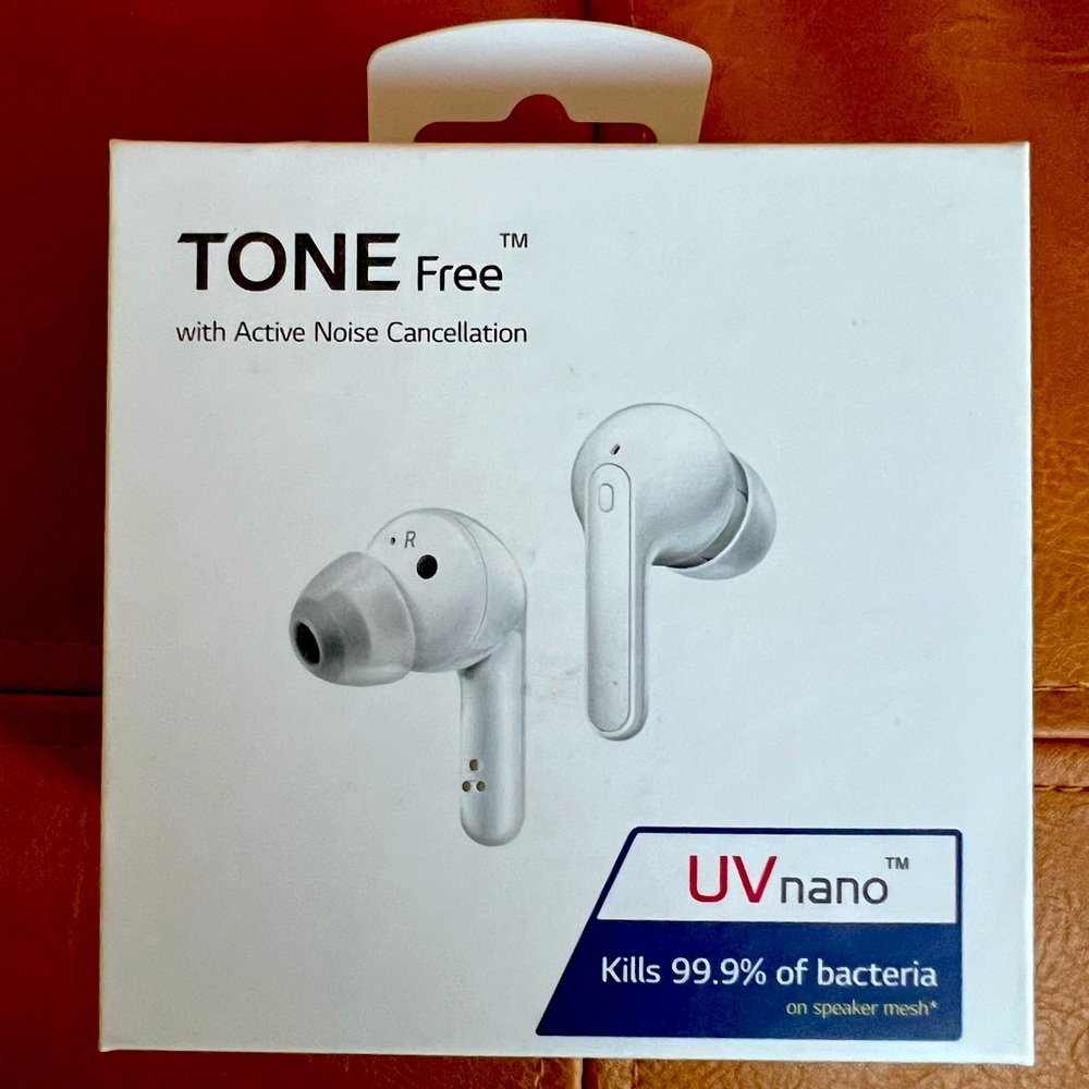 NWT LG TONE Free FN7 Earbuds | White